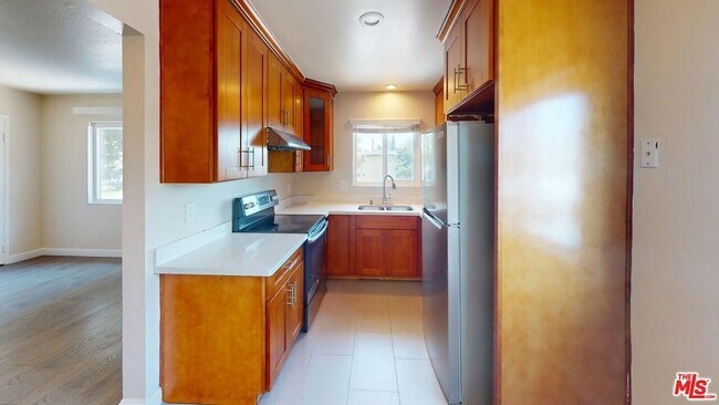 Foto del edificio - 2129 Monroe St