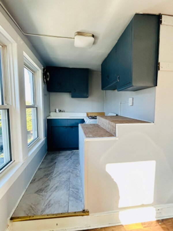 Building Photo - 3819 Woodlea Ave