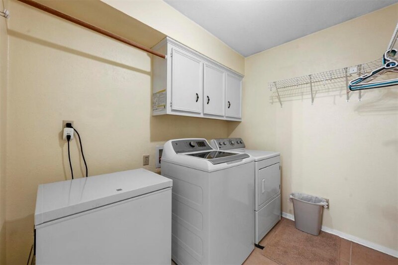 Foto del edificio - 428 Park Bend Dr