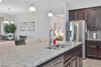 Building Photo - 8784 Cascade Price Cir