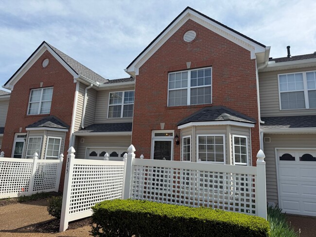 2BR Townhome in Franklin - 2BR Townhome in Franklin