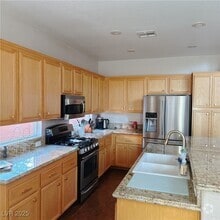 Building Photo - 10106 Diving Duck Ave