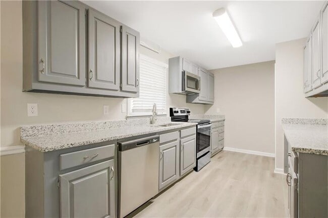 Building Photo - 4895 Orchard Ct