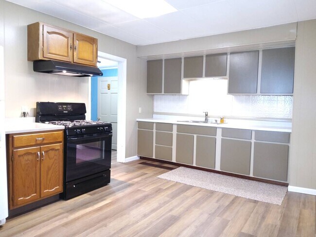 Foto del edificio - 3 Bedroom 1 Bathroom Home in Goshen