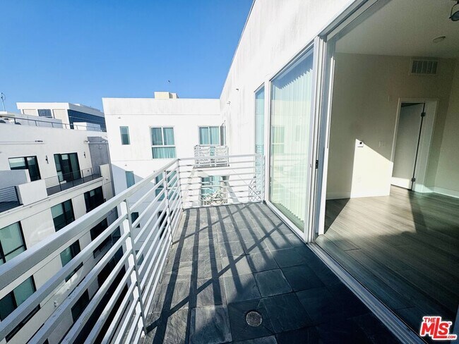 Foto del edificio - 1241 5th St