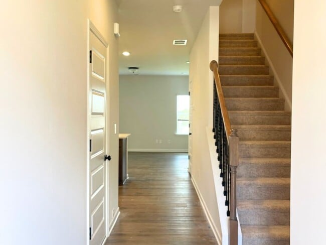 Foto del edificio - 708 Shetland Trl