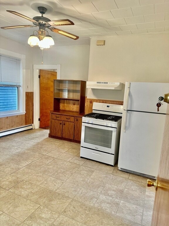 Primary Photo - 202 Washington St