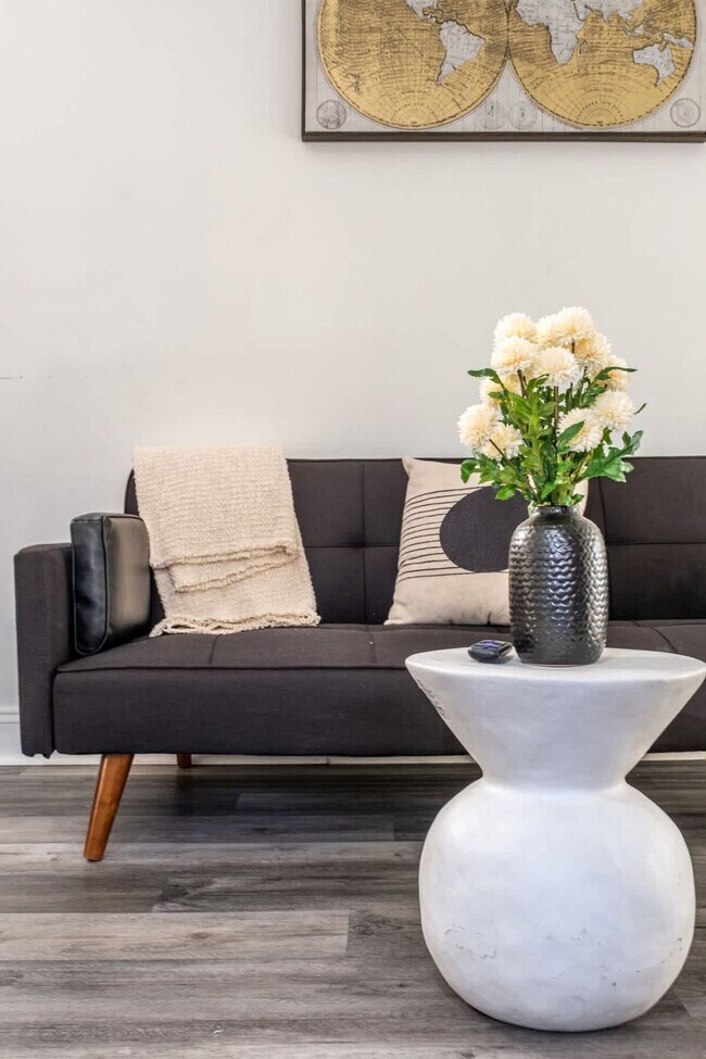 Building Photo - 45 Rhode Island Ave NE