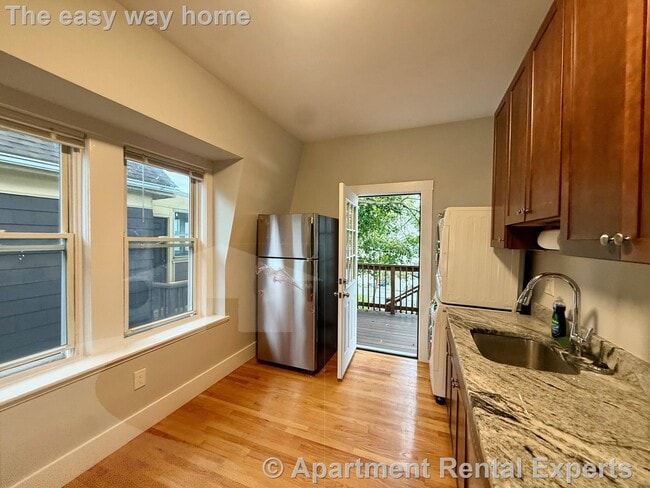 Photo - 7 Leyden Ave Apartment