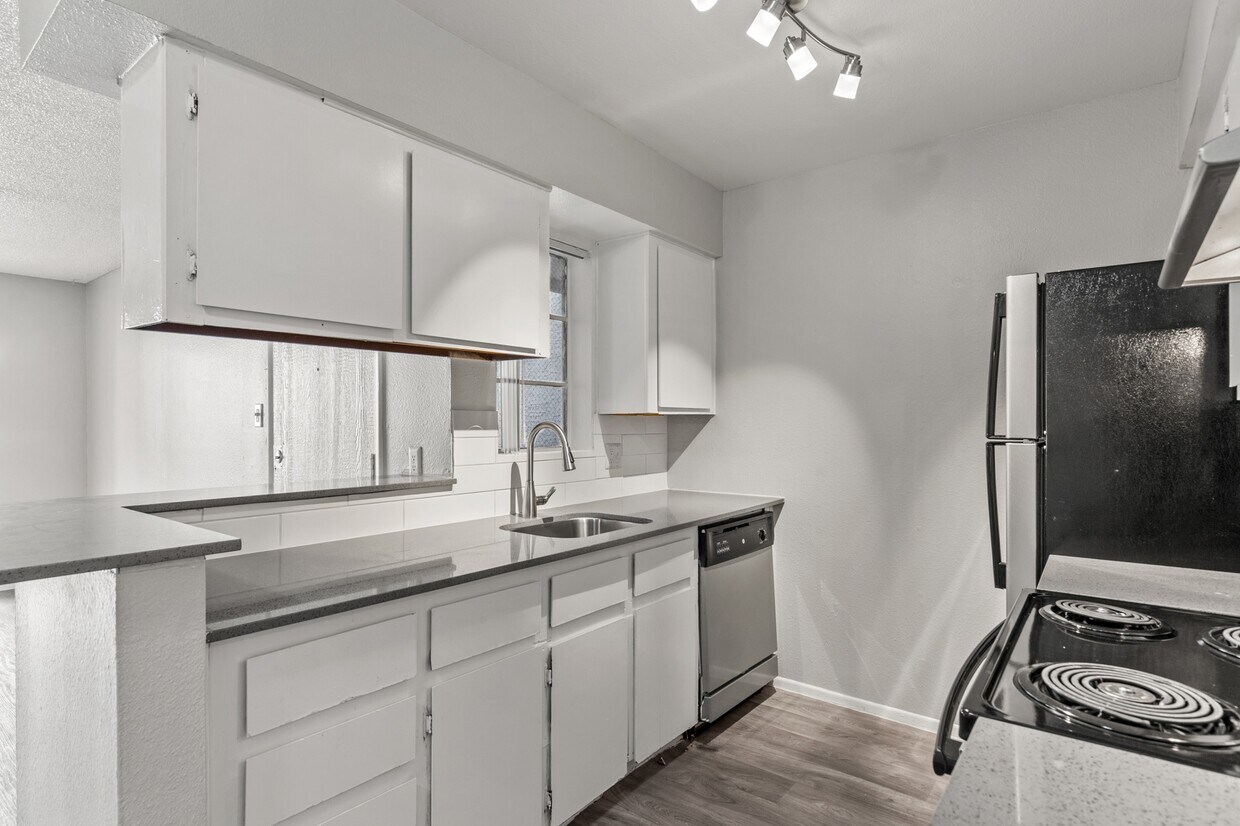 Tides on 27th Apartments in Phoenix, AZ