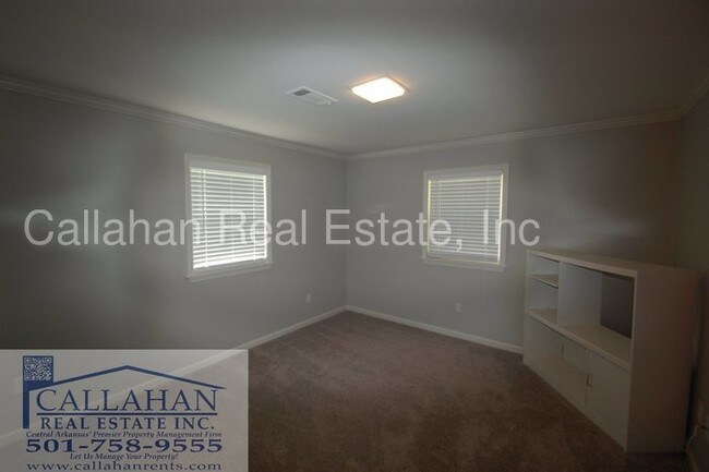 Building Photo - Sherwood 3 Bedroom Home