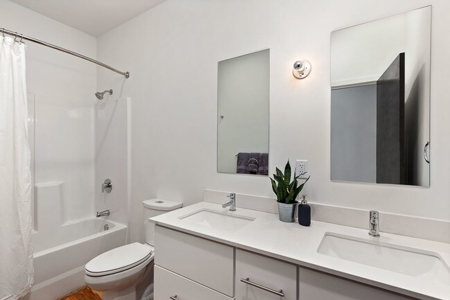 Foto del edificio - 1108 E 30th St