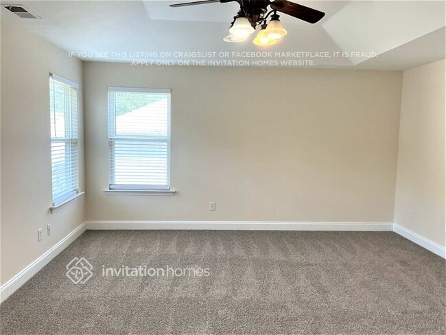 Foto del edificio - 2415 Harwood Hills Ln