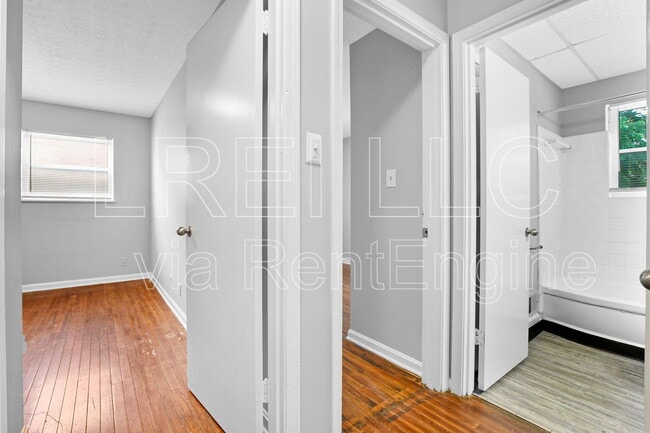 Building Photo - 3208 Orchard Manor Cir