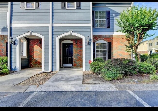 Photo - 810 Summer Pl NW Townhome