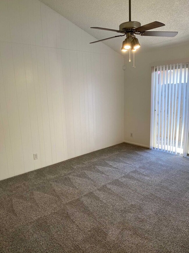 Foto del edificio - 4819 Suncrest Way