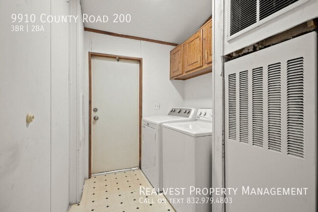 Foto del edificio - 9910 County Rd 200