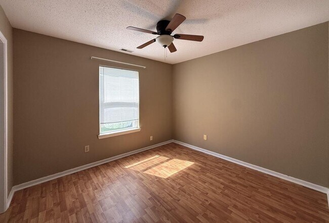 Foto del edificio - 5717 Stoneview Way
