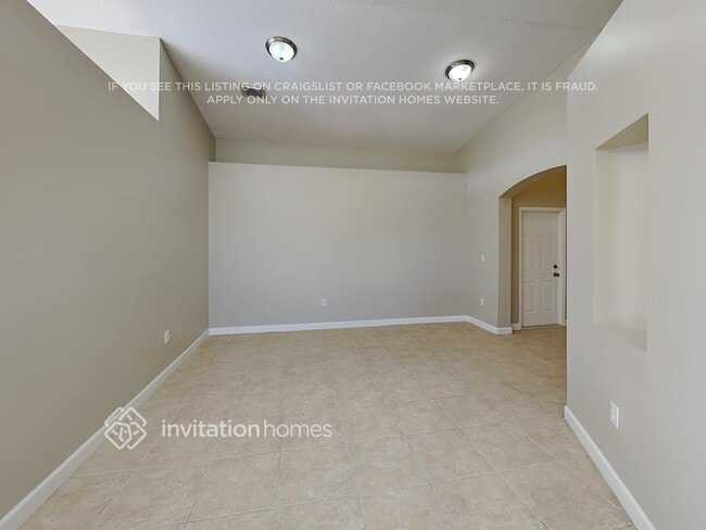 Building Photo - 6401 SW 162nd Ct
