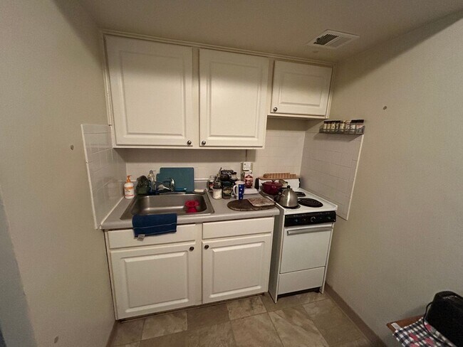 Foto del interior - 1029 E Knapp St