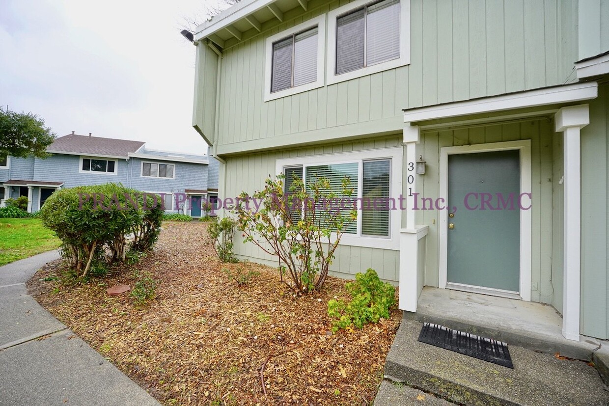 Primary Photo - Corner Townhome with A/C and Extra Storage