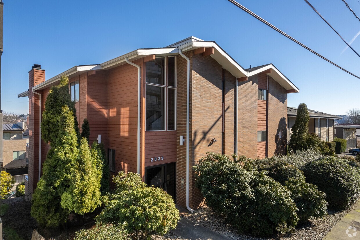 Waverly Vista Apartments in Seattle, WA