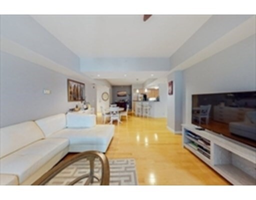 Foto principal - 550 Pleasant St
