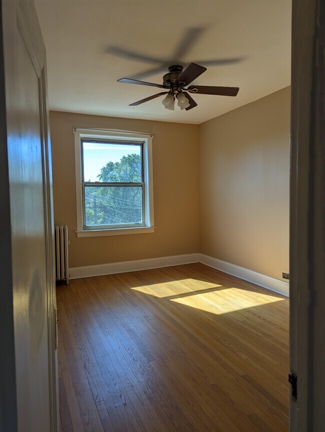 Foto del edificio - 435 N Lombard Ave