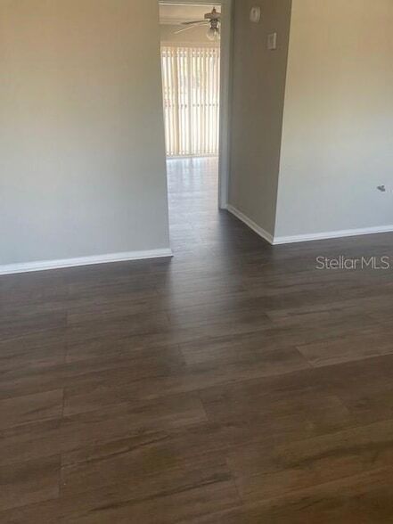 Building Photo - 115 Oyster Bay Cir
