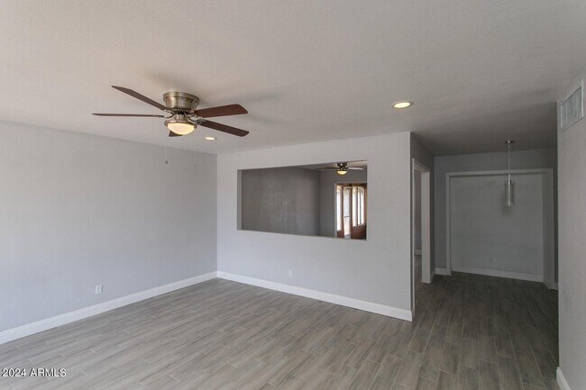 Foto del edificio - 3126 W Stella Ln