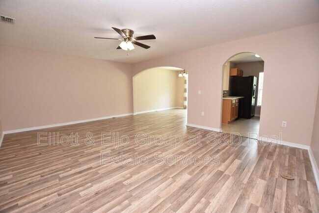 Foto del edificio - 3763 Woodbury Hill Loop