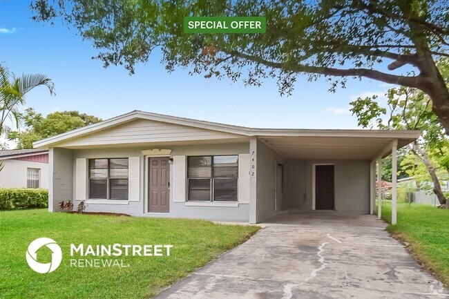 Building Photo - 7402 Pomelo Dr