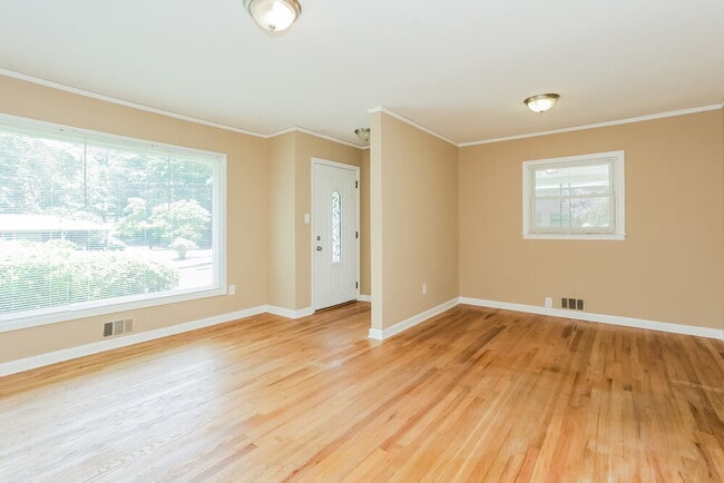 Building Photo - 2529 Graywall St
