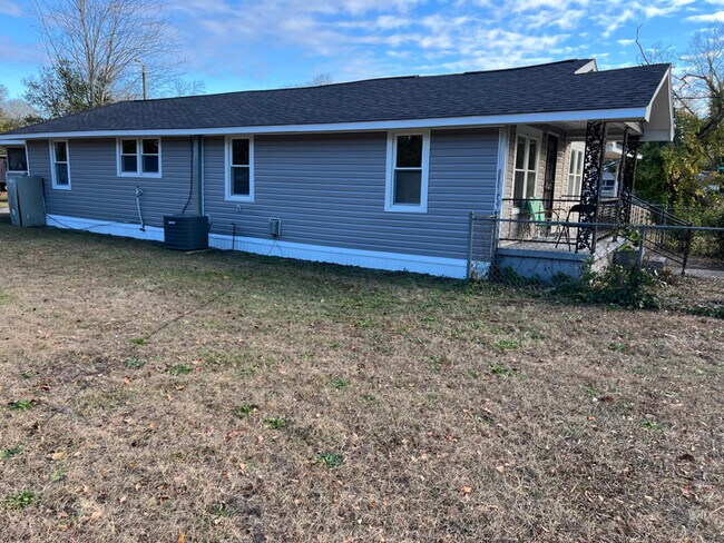 Foto del edificio - 115 Gates St