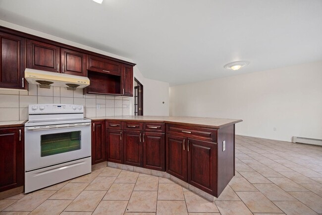 Foto del edificio - 1301-1305 Mitchell Ave