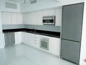 Building Photo - 92 SW 3rd St