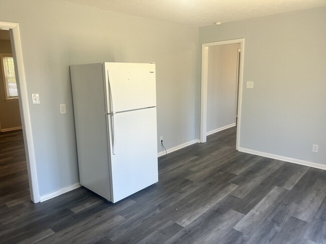 Foto del edificio - 6311 Glenlea Cir