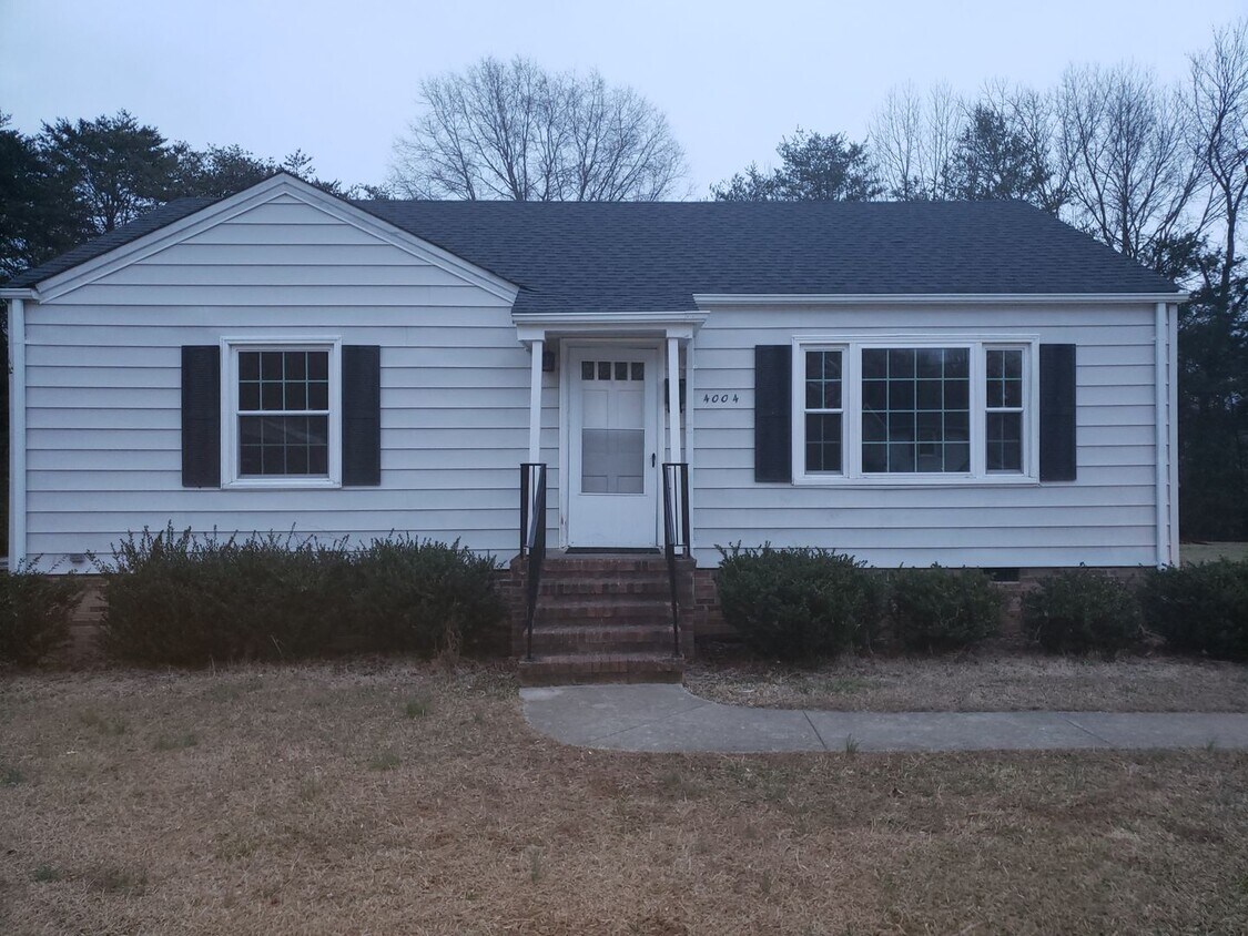 4004 Merton Rd, Greensboro, NC 27455 House Rental in Greensboro, NC
