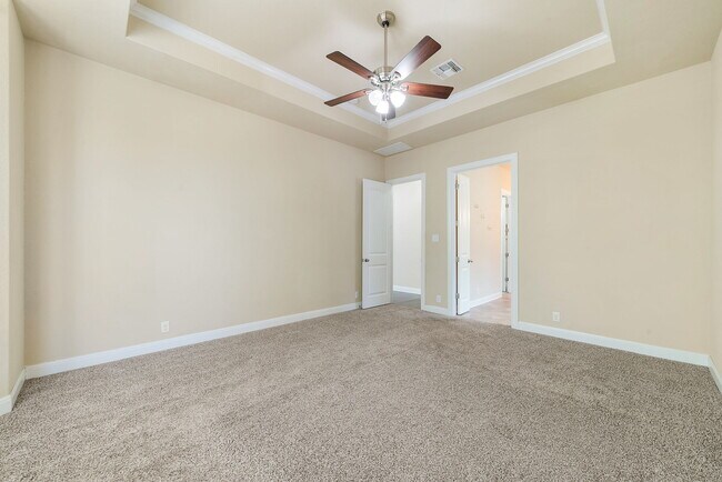 Building Photo - 26923 Camellia Trce