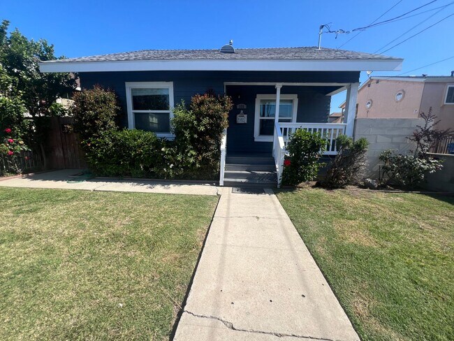 Foto del edificio - Craftsman Beauty with Upgrades | 2 Bed | 1...