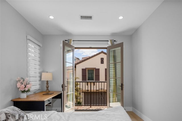 Building Photo - 107 Tritone
