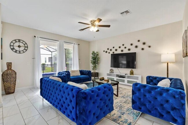 Foto del edificio - 4700 Sleepy Hollow Dr