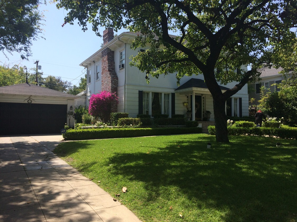 Primary Photo - 333 S Arden Blvd
