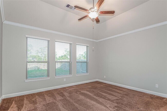 Foto del edificio - 17938 Fernwood Bend Dr