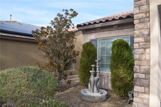 Foto del edificio - 2240 Laurel Heights Ln
