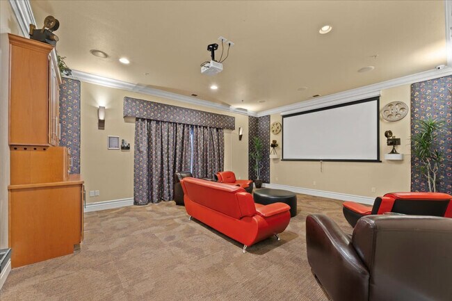 Foto del edificio - 11380 S Virginia St