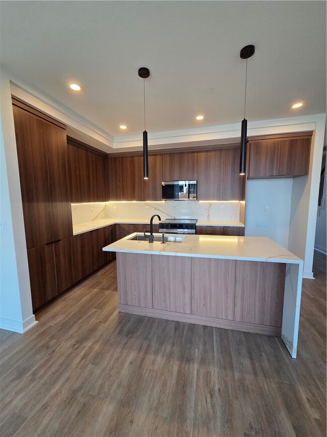 Building Photo - 1110 Emilia Ave