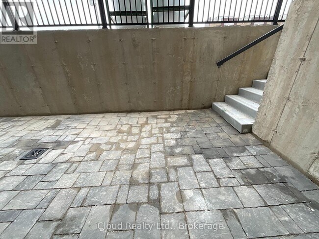 Photo du bâtiment - 25 Palace St