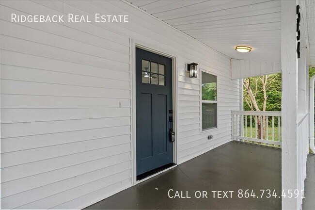 Foto del edificio - Beautifully Renovated 2-Bedroom, 2-Bathroo...