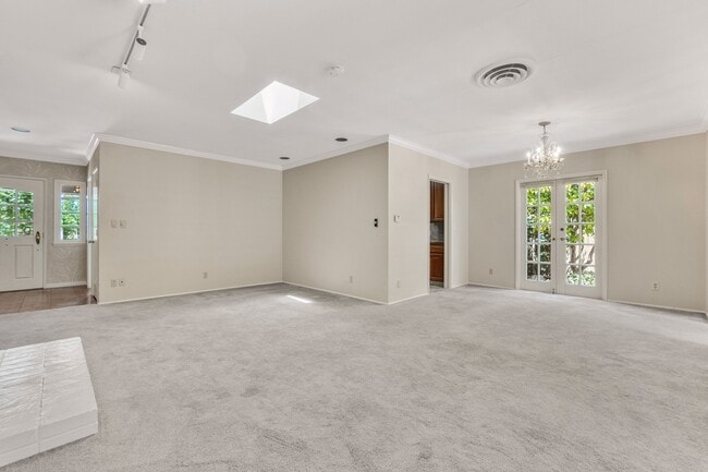 Foto del edificio - 4020 Vía Picaposte